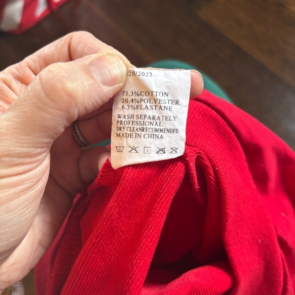 Mama is My Valentine Crewneck - Picture 5 of 5